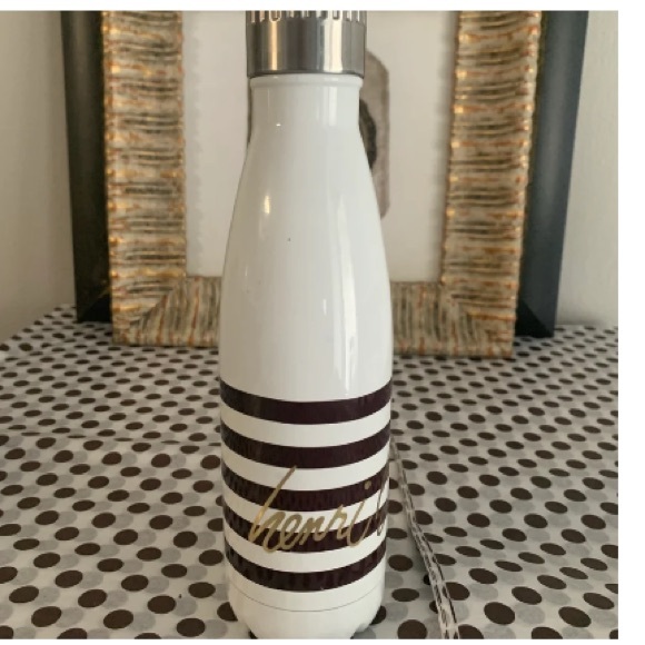 Henri bendel water bottle - Picture 3 of 3